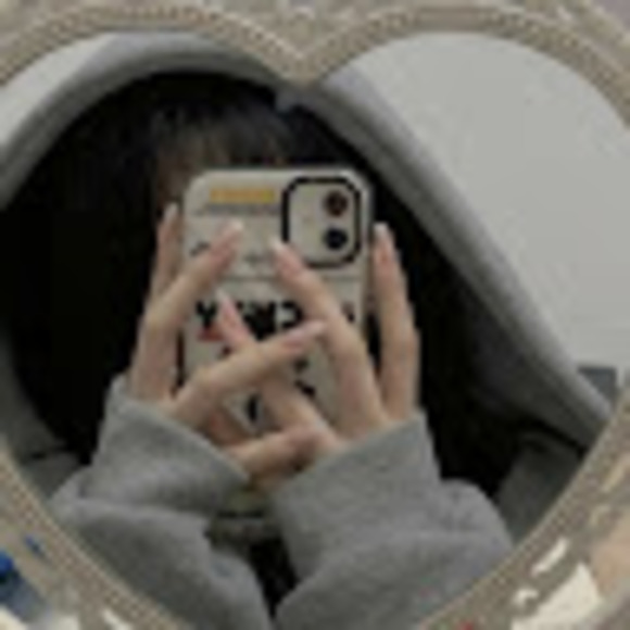 lizzieeebat